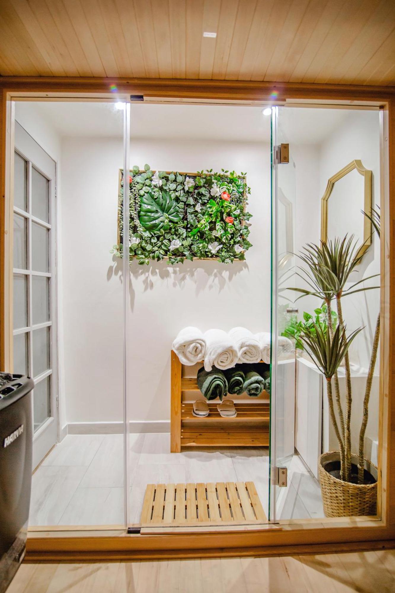 Modern Central Luxury Home With Hot Tub Sauna 11Ppl Sheffield Buitenkant foto