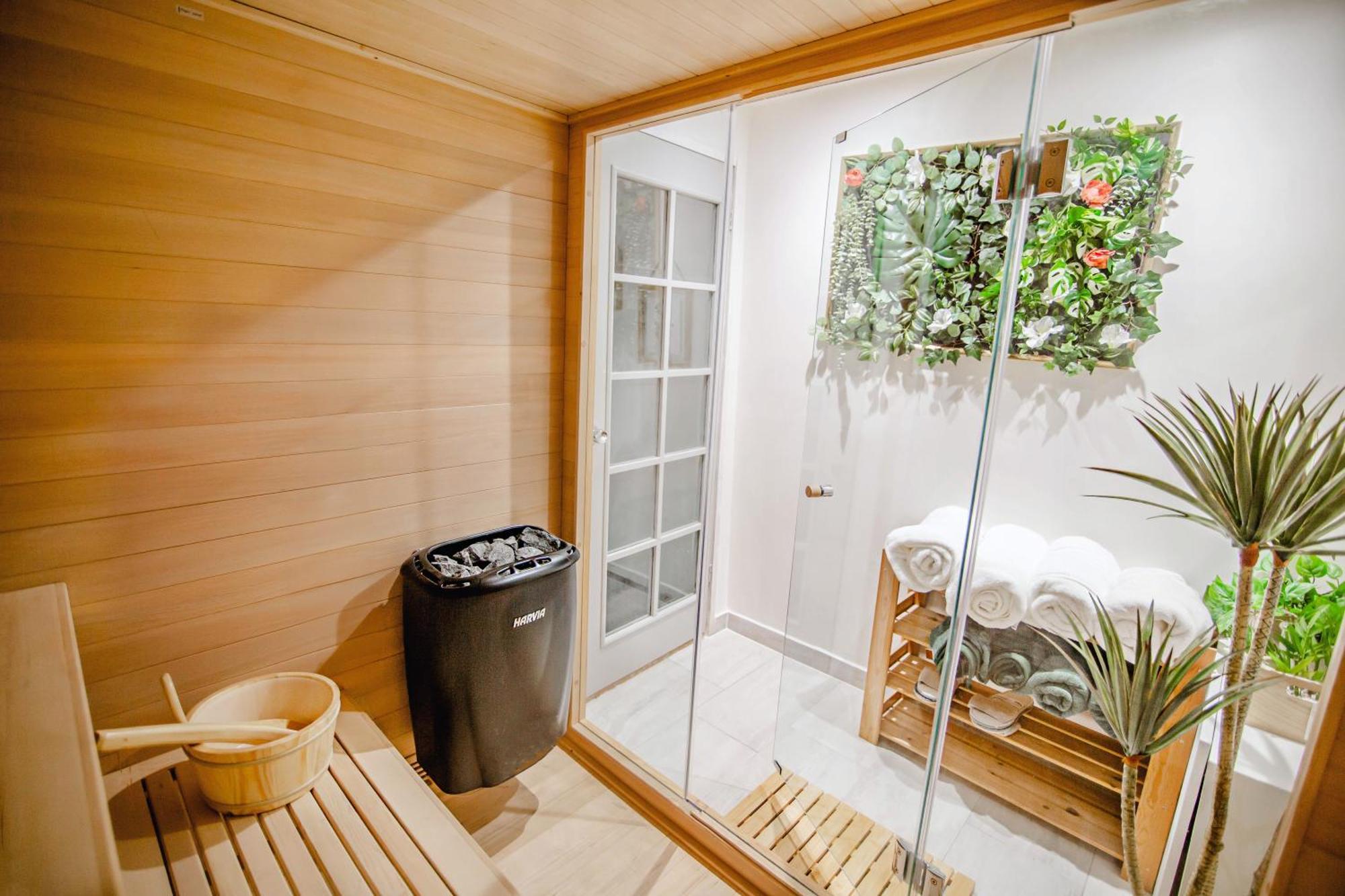 Modern Central Luxury Home With Hot Tub Sauna 11Ppl Sheffield Buitenkant foto