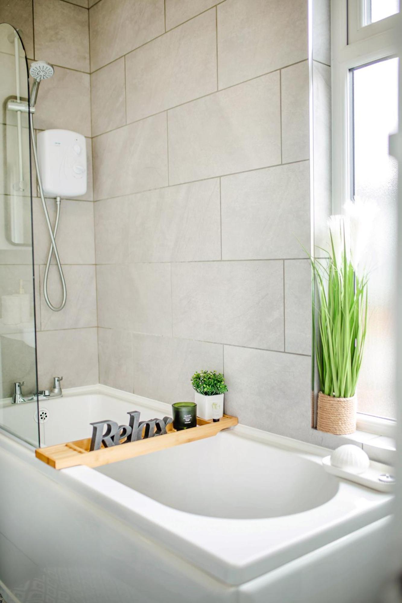 Modern Central Luxury Home With Hot Tub Sauna 11Ppl Sheffield Buitenkant foto